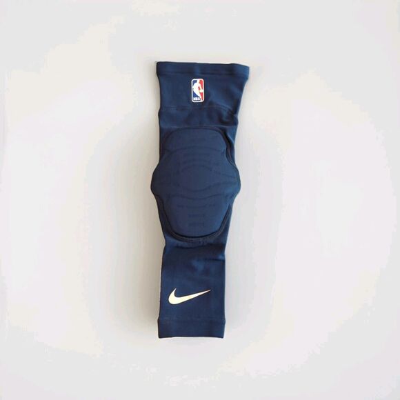 Nike NBA Hyperstrong Padded Elbow Sleeve Blue 2X/3X - Picture 1 of 8